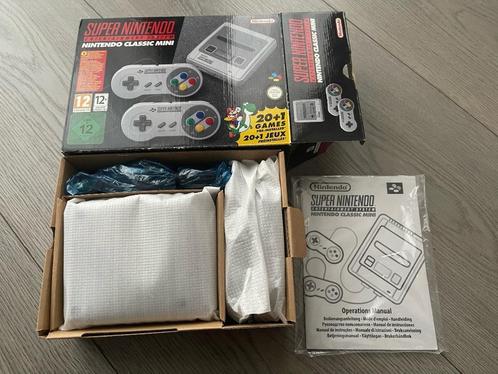 Snes Mini / Super Nintendo Mini - Console, Spelcomputers en Games, Spelcomputers | Nintendo Super NES, Zo goed als nieuw, Met 2 controllers