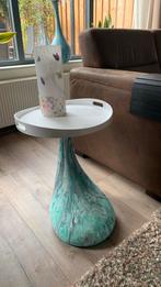 Bijzettafel druppel, Huis en Inrichting, Tafels | Bijzettafels, Minder dan 55 cm, Rond, Zo goed als nieuw, Hout