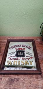 Oude reclamespiegel Chivas Regal whisky (gele letters), Reclamebord, Ophalen of Verzenden, Zo goed als nieuw