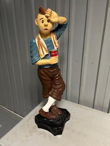 kuifje groot beeld met Coca Cola blikje beschikbaar voor biedingen