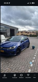 NIEUWSTAAT ❗️Volkswagen Golf 7,5 R line 1,4 tsi 160pk, Auto's, Voorwielaandrijving, 125 pk, Zwart, 4 cilinders