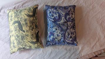 Kussens HK living  samen of apart beschikbaar voor biedingen