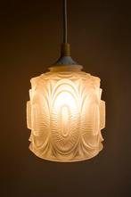 Art Deco Skyscraper Hanglamp, Huis en Inrichting, Lampen | Hanglampen, Vintage, Ophalen of Verzenden, Minder dan 50 cm, Glas