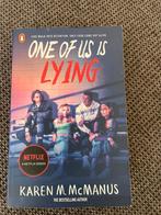 One of Us Is Lying (Engels), Boeken, Ophalen of Verzenden, Zo goed als nieuw