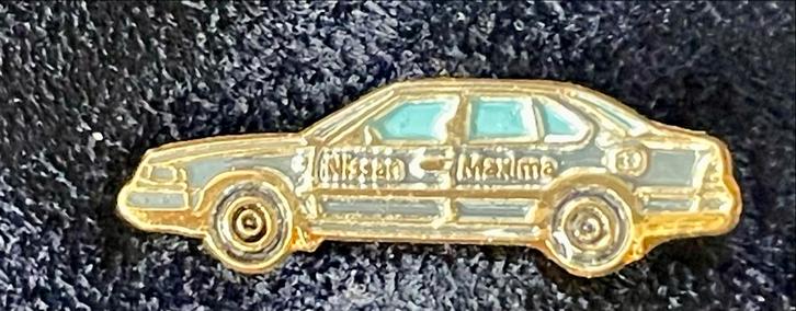 Nissan Maxima Auto Pin - Verzamelobject, Verzamelen, Speldjes, Pins en Buttons, Zo goed als nieuw, Ophalen