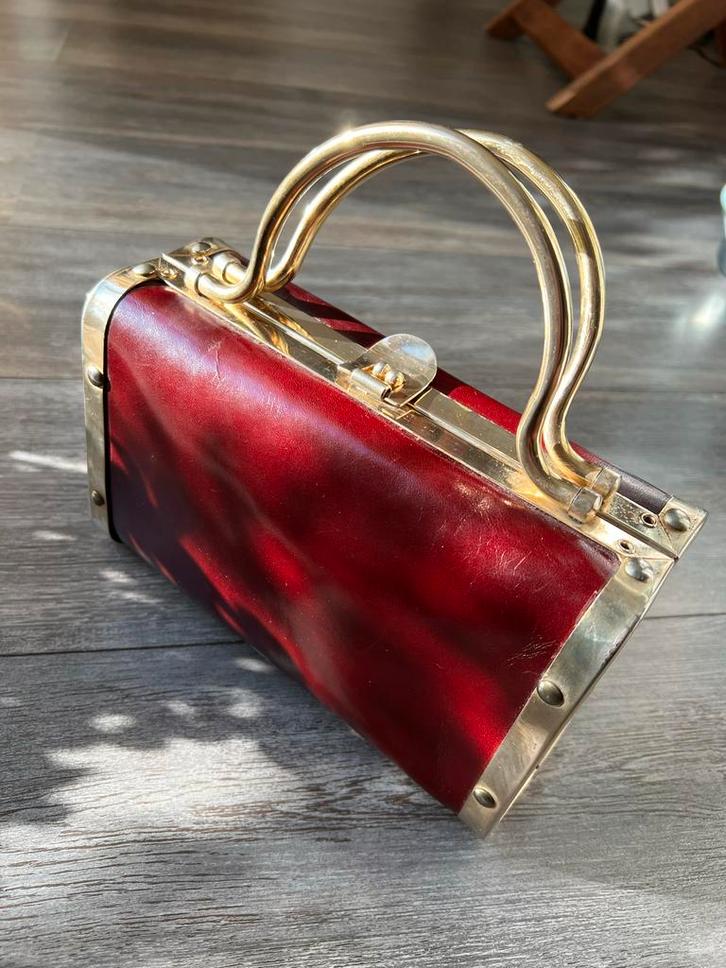 Vintage Box Tasje, Sieraden, Tassen en Uiterlijk, Tassen | Damestassen, Zo goed als nieuw, Handtas, Rood, Ophalen of Verzenden