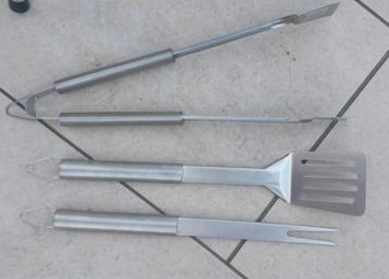weber bbq gereedschap, volgnr 45 beschikbaar voor biedingen