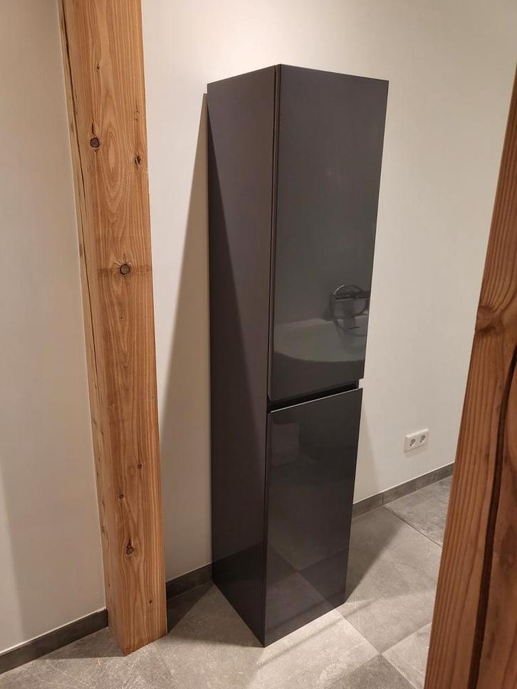 NIEUW Hangende hoogglans antraciet badkamerkast, Huis en Inrichting, Badkamer | Badkamermeubels, Nieuw, (Half)hoge kast, 150 tot 200 cm