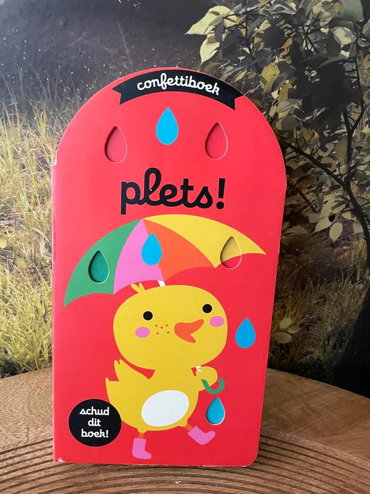 Plets! Confettiboekje - Schud dit boek!, Boeken, Kinderboeken | Baby's en Peuters, Nieuw, 1 tot 2 jaar, Uitklap-, Voel- of Ontdekboek