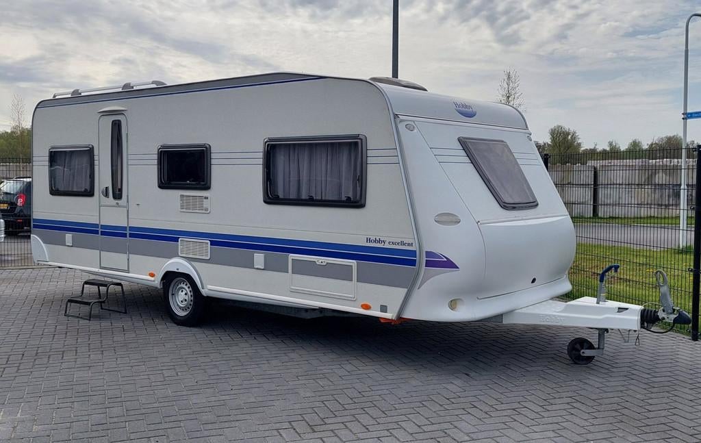 Hobby Excellent 540, Mooie caravan met enkele bedden..., Caravans en Kamperen, Caravans, Oastkern 59
9288XJ  Kootstertille, NL