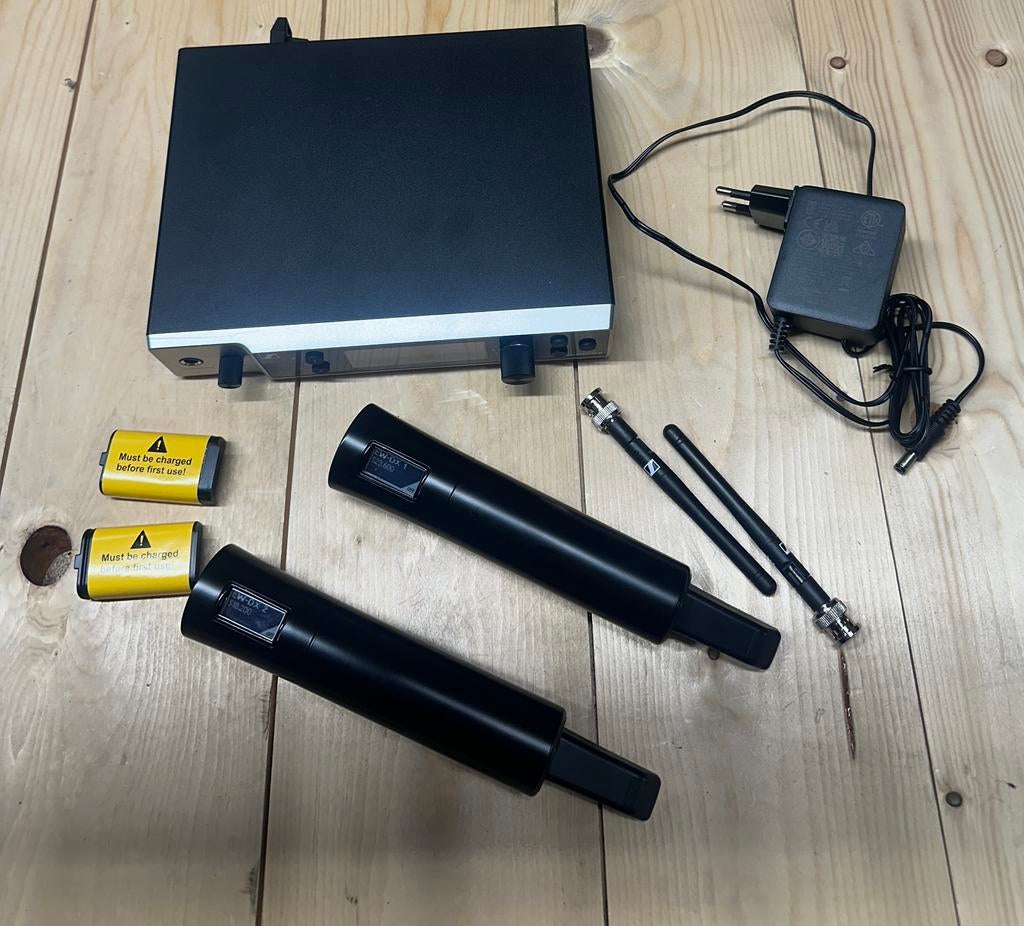 Sennheiser EW-DX + 2x Handheld, Ophalen of Verzenden, Zo goed als nieuw, Zangmicrofoon, Draadloos