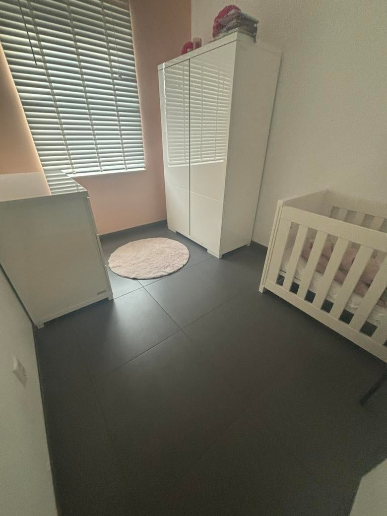 Complete kinderkamer te koop(hoogglans), Kinderen en Baby's, Kinderkamer | Complete kinderkamers, Ophalen, Zo goed als nieuw, Jongetje of Meisje