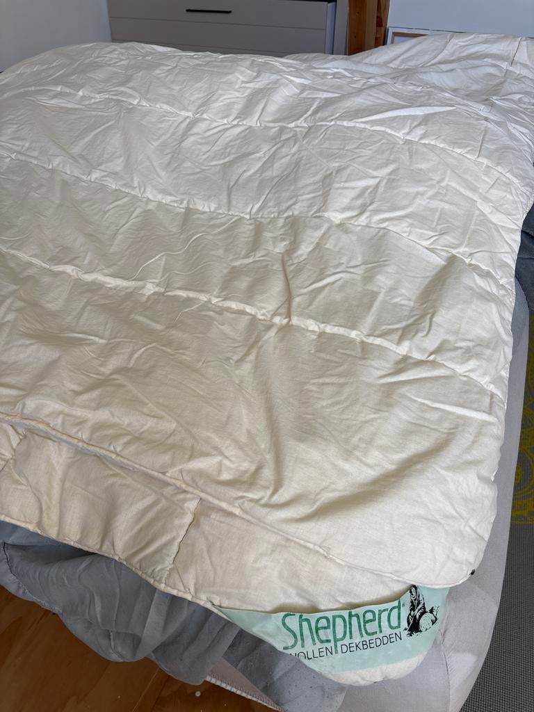 Shepherd wollen dekbed 140/200 met drukknopen, Ophalen, Zo goed als nieuw, Wit
