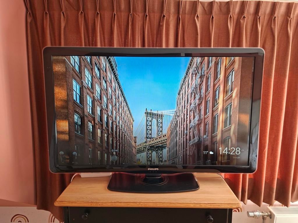 Philips 46 inch televisie met afstandsbediening, Audio, Tv en Foto, Televisies, Ophalen, Philips, Gebruikt, 50 Hz