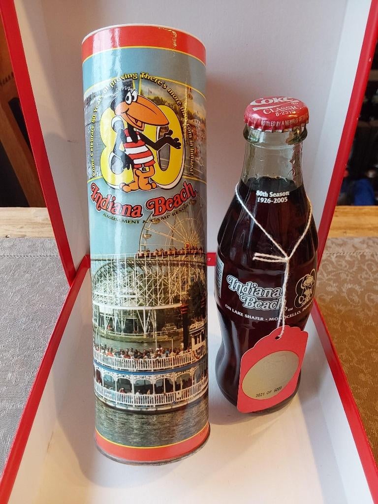 Coca Cola fles Indiana Beach 2005 met Tube, Verzamelen, Complete verzamelingen en Collecties, Ophalen of Verzenden