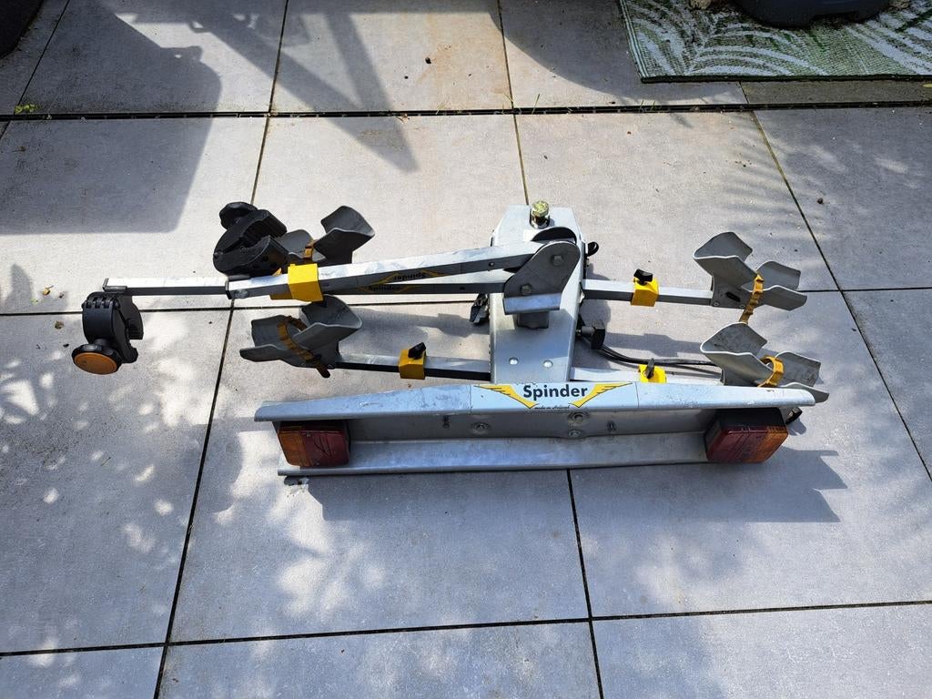 Spinder fietsendrager voor 2 fietsen, Ophalen, 2 fietsen, Gebruikt, Trekhaakdrager