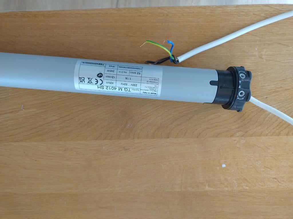 Buismotor zonwering 40Nm TGM merk, Minder dan 150 cm, Ophalen, Markies