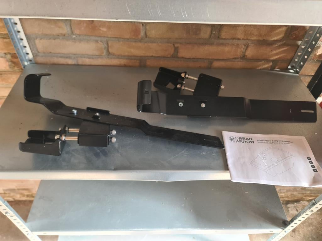 Urban Arrow FamilyNext Baby Autostoel Adapter, Overige merken, Overige methoden, Ophalen of Verzenden, Zo goed als nieuw