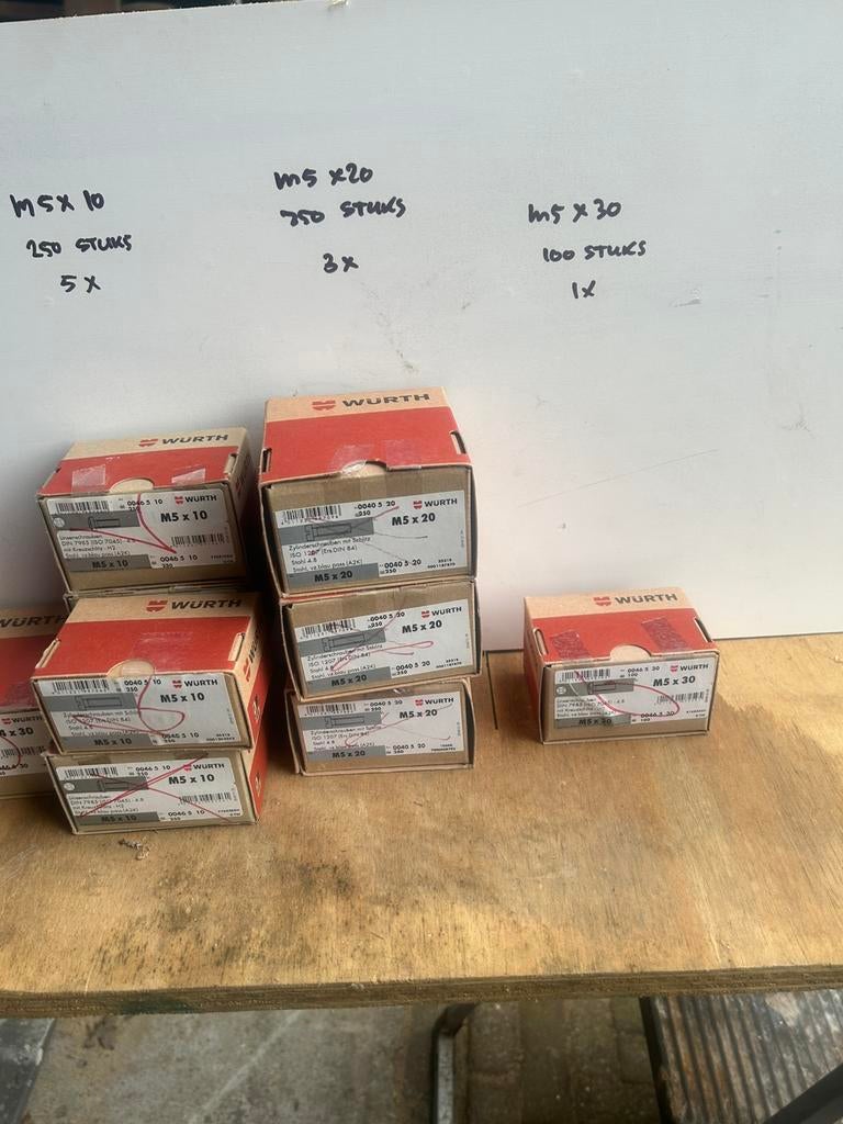 Boutjes, Ophalen, Nieuw, Minder dan 50 mm