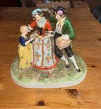 Antiek Beeldje buiten in tuin 21cm hoog, Ophalen of Verzenden