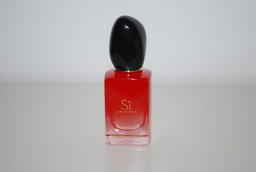 Miniatuur Giorgio Armani Si Passione, Ophalen of Verzenden, Zo goed als nieuw, Miniatuur, Gevuld