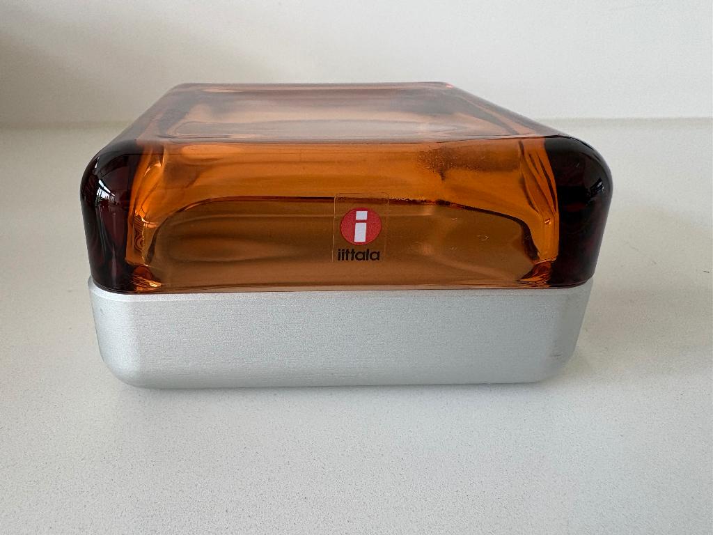 Iittala Vitriini Aluminium Sevilla Orange 106 x 106 mm, Overige materialen, Ophalen of Verzenden, Overige stijlen, Schaal of Schalen