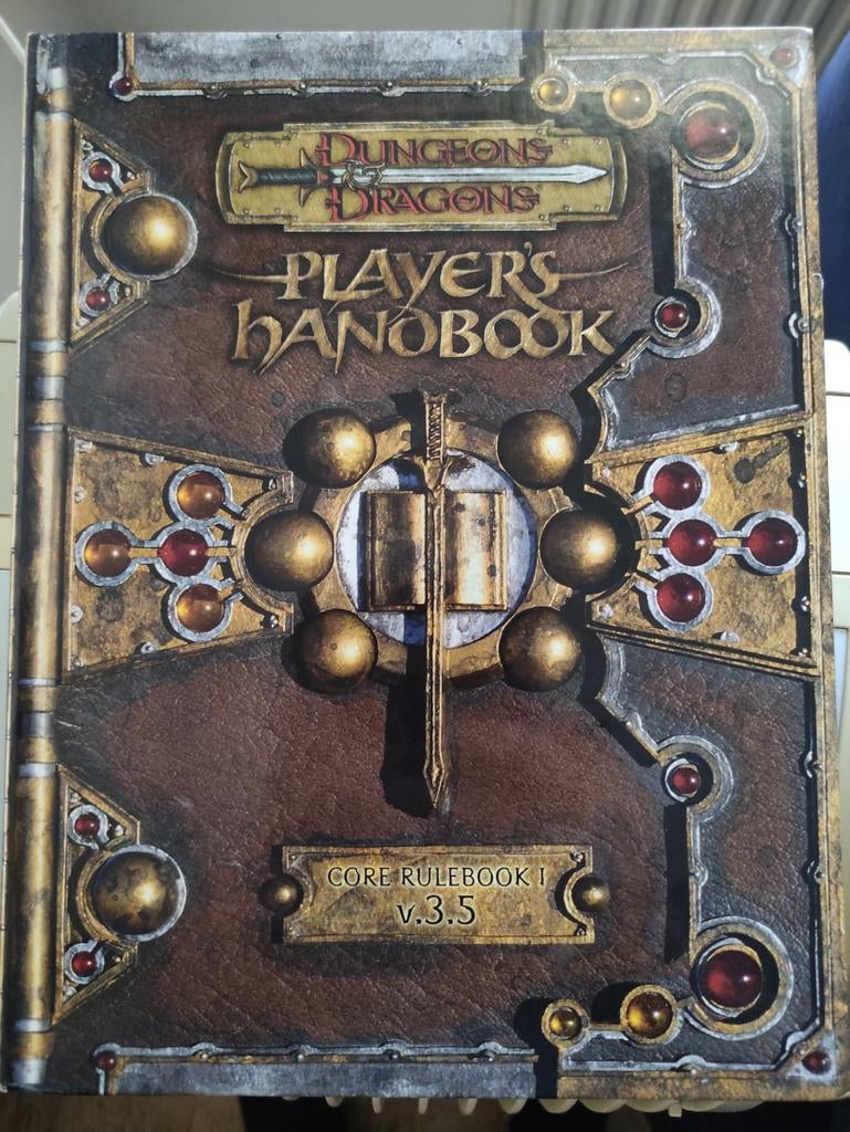Dungeons & Dragons Player's Handbook v3.5, Ophalen of Verzenden, Zo goed als nieuw