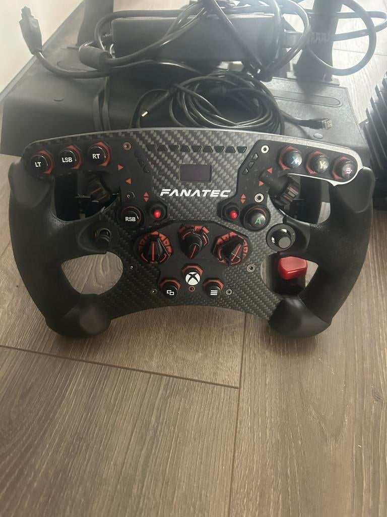 FANATEC CSL DD 8NM FORMULA V2.5X-BUNDEL (XBOX / PC), Computers en Software, Joysticks, Zo goed als nieuw, Ophalen