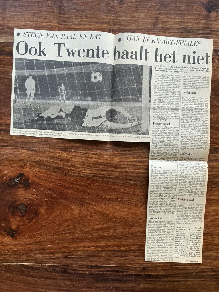 Voetbal krantenartikel FC Twente Ajax februari 1974, Ophalen of Verzenden, Knipsel(s)