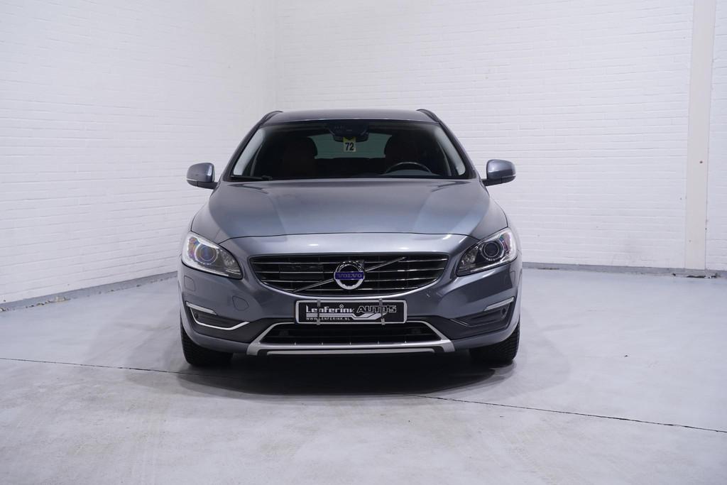Volvo V60 2.4 D5 Twin Engine AWD navigatie lederen bekleding, Auto's, Volvo, Automaat, 228 pk, Stof, Euro 6