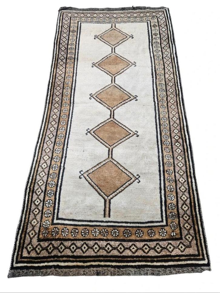 Handmade Persian nomad Carpet Qashqai Tribal 107x220cm, Huis en Inrichting, Stoffering | Tapijten en Kleden, Gebruikt, 100 tot 150 cm