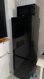 Medium koelkast moet weg !, Witgoed en Apparatuur, Zonder vriesvak, 200 liter of meer, Zo goed als nieuw, 160 cm of meer