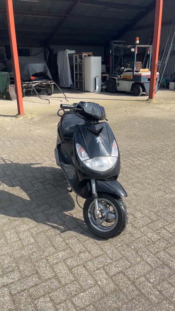 Peugeot vivacity 50cc, Ophalen, Zo goed als nieuw, Tweetakt, Vivacity
