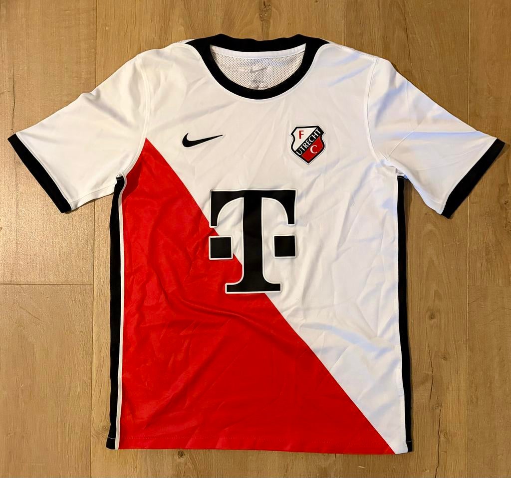 Voetbalshirt FC Utrecht, maat 158 - 164, zgan, Maat XS of kleiner, Ophalen of Verzenden, Zo goed als nieuw, Shirt