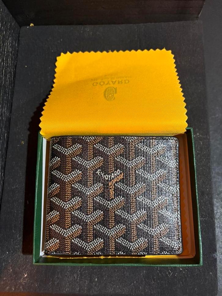 Goyard wallet, Sieraden, Tassen en Uiterlijk, Portemonnees, Zo goed als nieuw, Overige merken, Overige kleuren, Ophalen of Verzenden