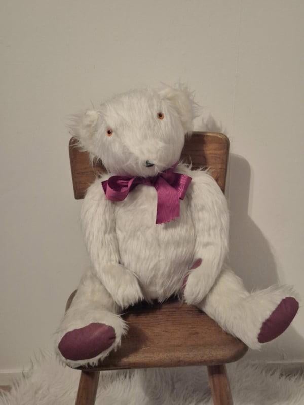 Oude teddybeer, Verzamelen, Beren en Cherished Teddies, Overige merken, Gebruikt, ., Stoffen beer