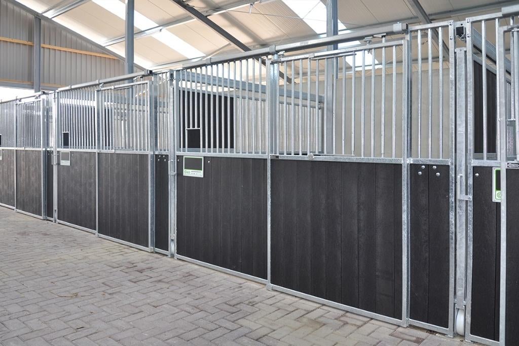 Hoogwaardige paardenboxen – direct uit voorraad leverbaar!, Dieren en Toebehoren, Stalling en Weidegang, Stalling, 1 paard of pony
