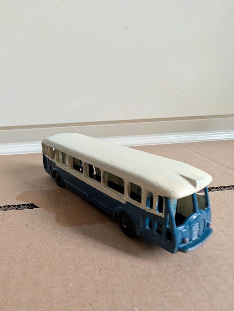 Dinky Toys Autobus somua panhard Parisien - Vintage Modelbus, Overige merken, Gebruikt, Ophalen of Verzenden, Tank