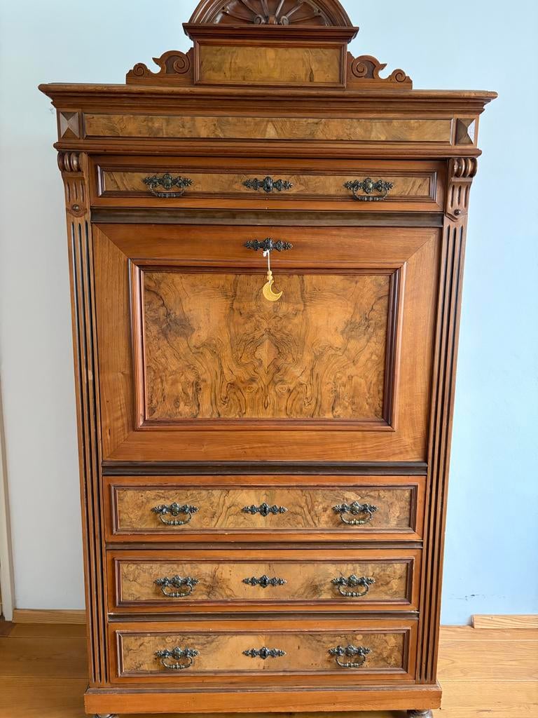 Mechelse secretaire kast, wortelnoten front, ca. 1880, Ophalen