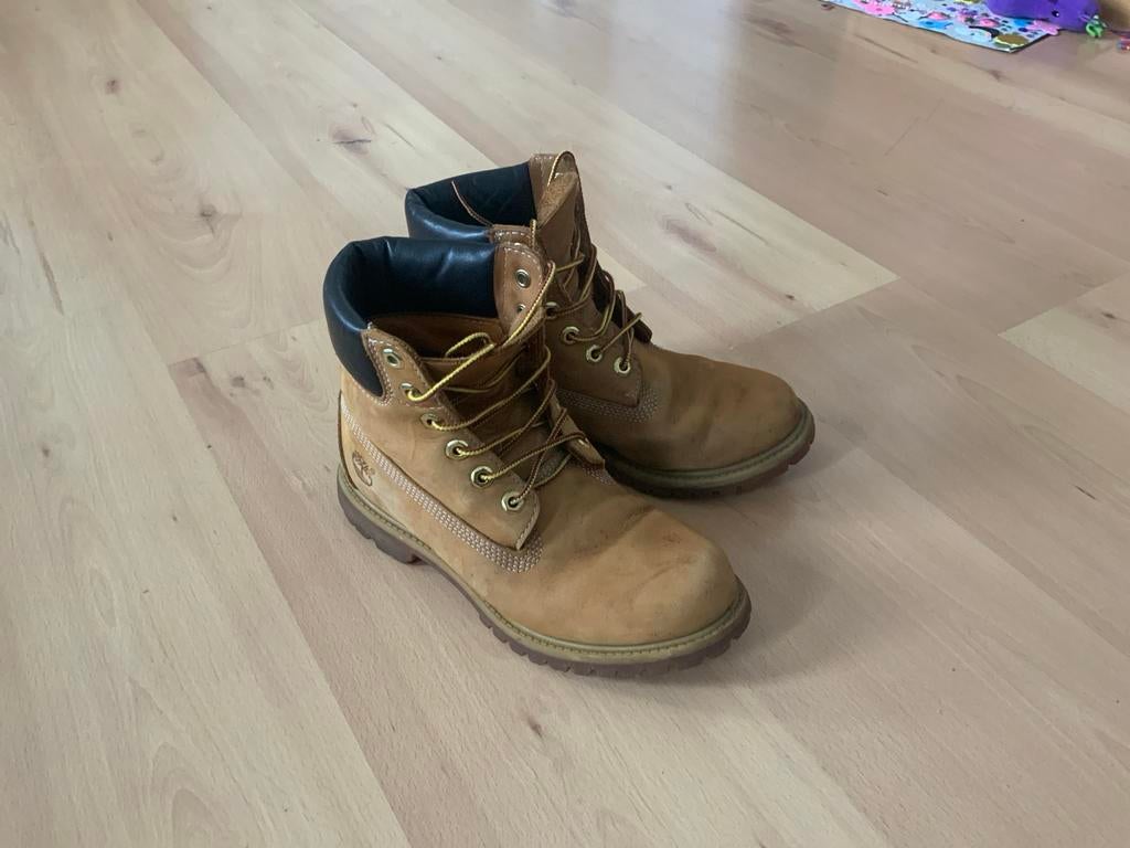 Timberland - Klassieke Gele 200gr light model Waterdichte, Kleding | Dames, Schoenen, Ophalen, Gedragen, Geel, Lage of Enkellaarzen