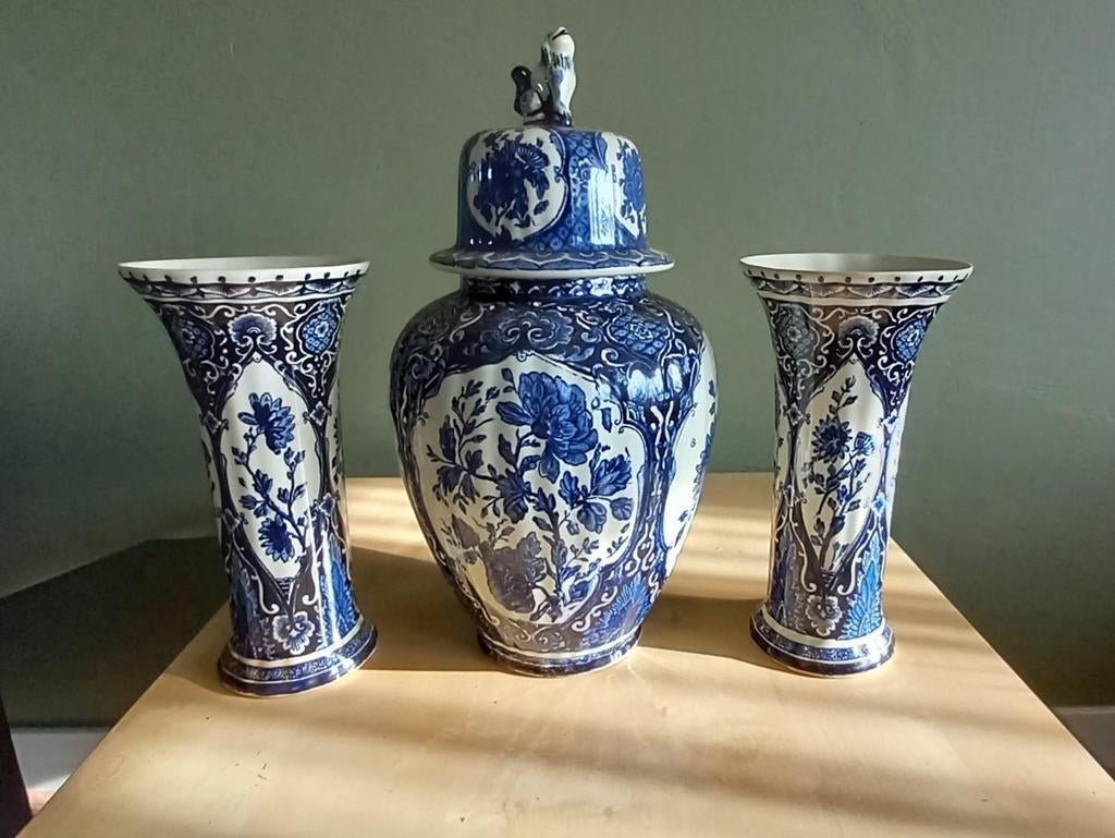 Blauw oud kaststel, Ophalen