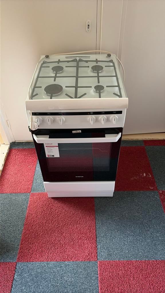 Gas fornuis, Witgoed en Apparatuur, Ophalen, 4 kookzones, Zo goed als nieuw, Gas