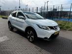 Nissan Qashqai 1.2 Dig-t 2015 Parelmoer Wit 360 camera, Auto's, Voorwielaandrijving, 4 cilinders, Wit, 1200 kg