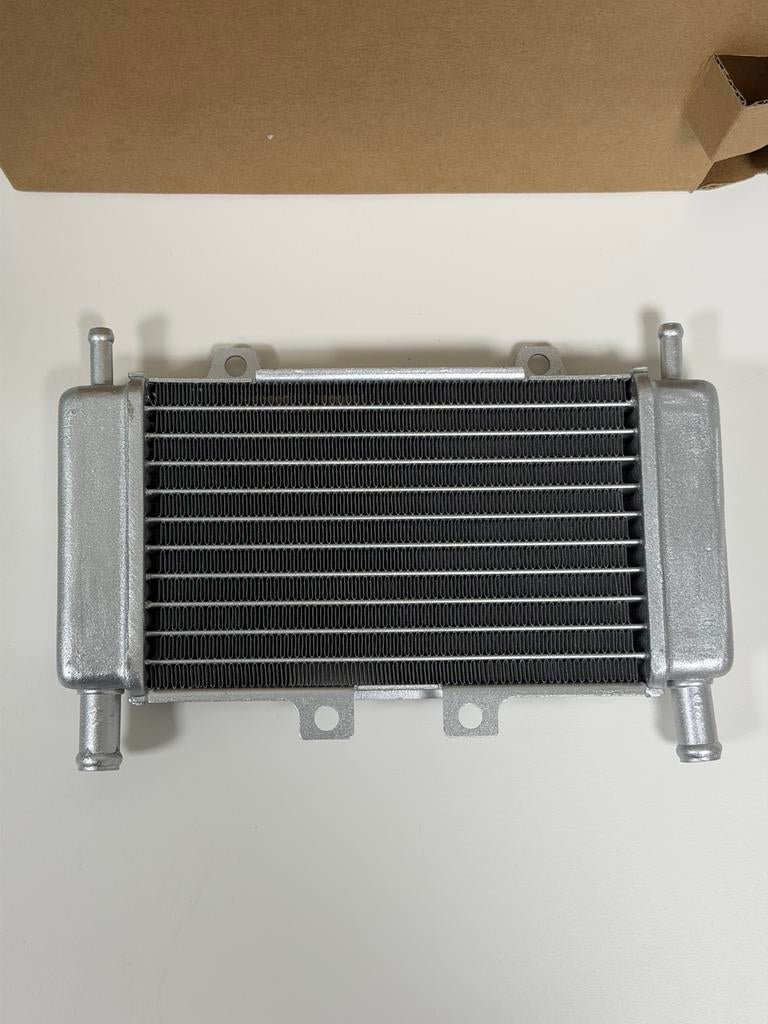 Radiateur Gilera Runner DNA Piaggio Zip SP 50 50cc - NIEUW, Fietsen en Brommers, Nieuw, Ophalen of Verzenden, H, H