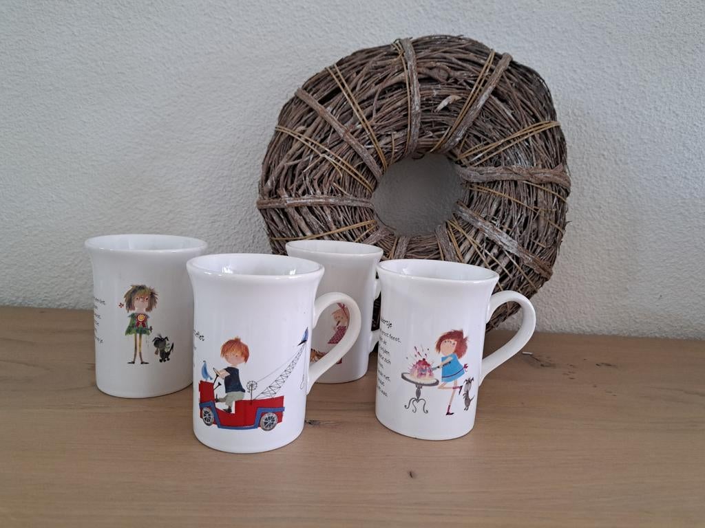 4 vintage mokken Douwe Egberts Pluk vd Petteflet Floddertje, Ophalen of Verzenden, Zo goed als nieuw, Overige stijlen, Kop(pen) en/of Schotel(s)