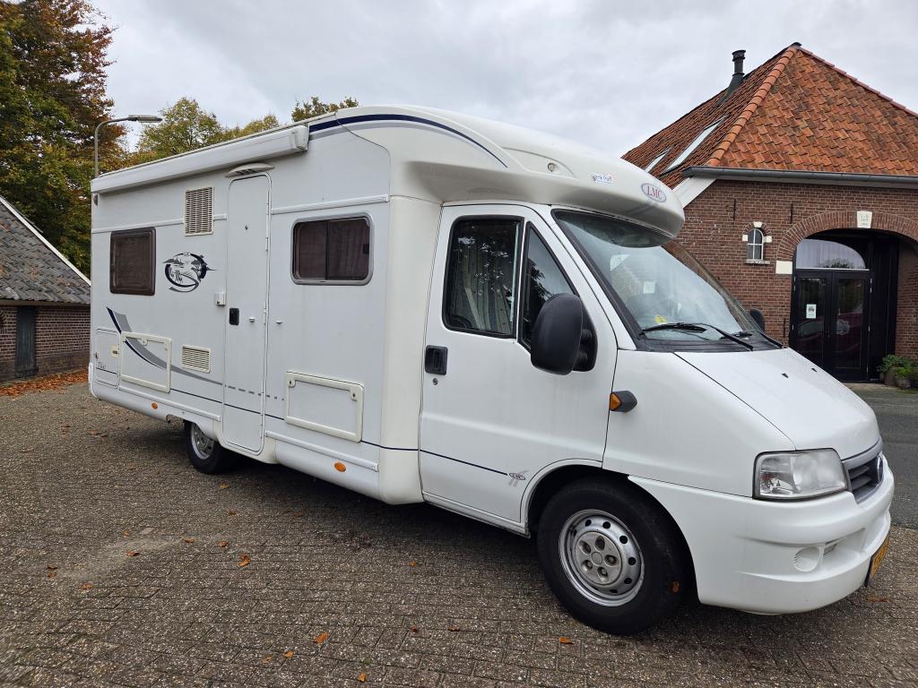 LMC Liberty 662 TI frans bed 2006 (bj 2006), Luifel, Fiat, Koelkast, 6 tot 7 meter
