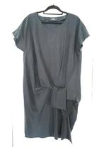 Elegante Grijze Jurk van Mart Visser, Kleding | Dames, Jurken, Mart Visser, Maat 42/44 (L), Ophalen of Verzenden, Zo goed als nieuw