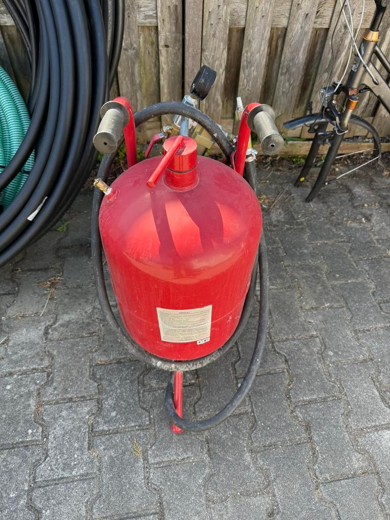 Zandstraalmachine, Ophalen, Gebruikt