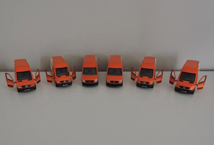 tnt post mercedes sprinter dickie 1:48 - 1:50, Hobby en Vrije tijd, Modelauto's | 1:50, Gebruikt, Bus of Vrachtwagen, Overige merken