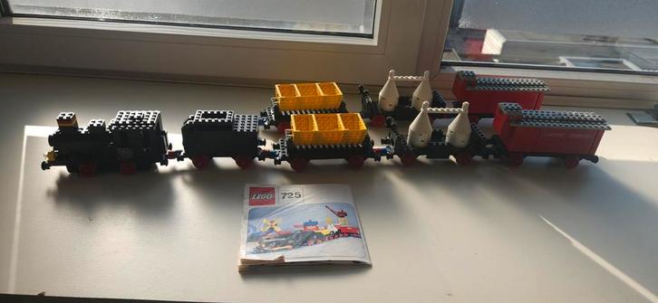 725 trein 12v met boekje., Kinderen en Baby's, Speelgoed | Duplo en Lego, Ophalen of Verzenden